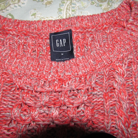 Multi color cable knit sweater, like new. - Picture 2 of 2